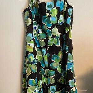 Ladies dress